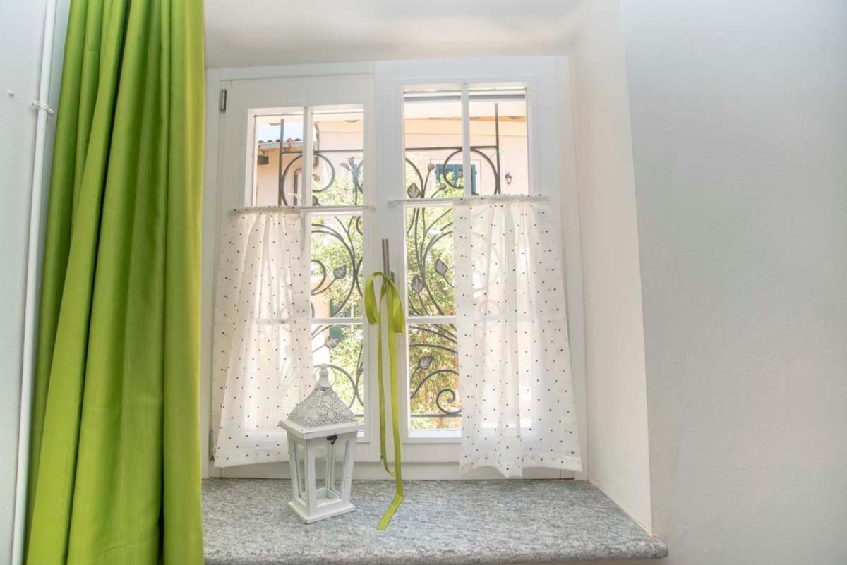 Вилла Casa Mia Castelveccana Экстерьер фото